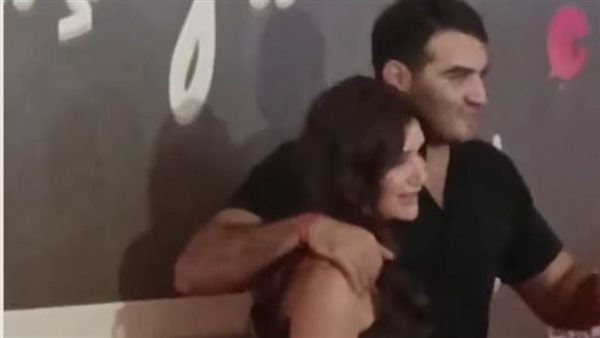 غادة عادل ونجلها