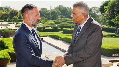 محافظ أسوان يلتقي الأمير رحيم رئيس شبكة الأغا خان: تنفيذ حزمة من المشروعات التنموية والاقتصادية