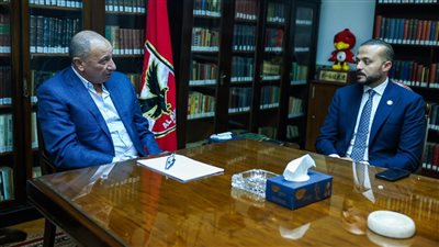 الأهلي يعزي محمد الجارحي عضو مجلس إدارة النادي في وفاة عمه