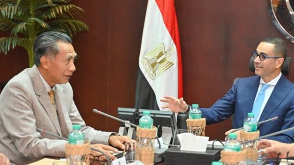 خلال اللقاء