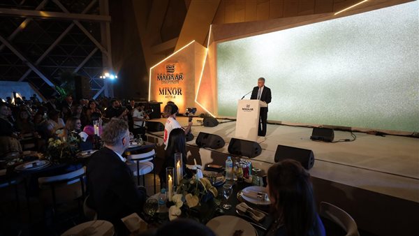 وزير السياحة 