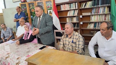 بعد توزيع كراسات تحمل صورة مرشح.. مدير سنورس التعليمية: منع أي نشاط سياسي أو حزبي داخل المدارس 