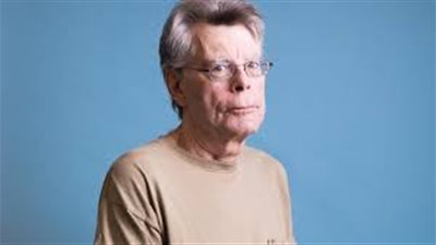 بسبب طبيعة موضوعاته.. تقرير يكشف: ستيفن كينج هو المؤلف الأكثر حظرًا في المدارس الأمريكية 