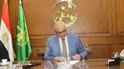 استبعاد مدير قليوب ومديرة مدرسة ميت حلفا ومدرس على خلفية مشاجرة المعلمين