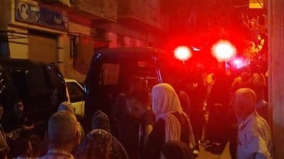 انهيار جزئي لمنزل مكون من 3 طوابق بالمنيا