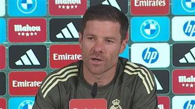 ألونسو: تحدثت مع لاعبي ريال مدريد ساعتين ونصف.. وشرحت لهم من نحن