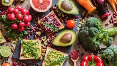 دراسة تحدد نظاما غذائيا يقلل من خطر الإصابة بالسرطان وأمراض القلب والوفاة المبكرة