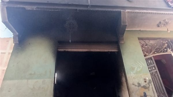 جانب من الحريق