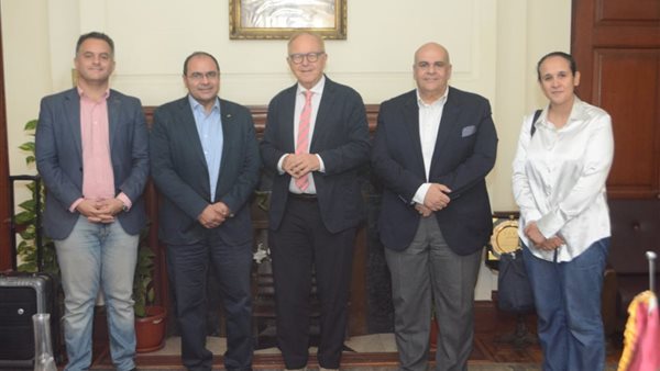 جانب من الاستقبال