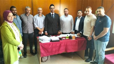وكيل الصحة يتابع الكشف الطبي للمتقدمين لـ مجلس النواب بسوهاج