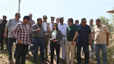 محافظ البحيرة تتفقد ارتفاع منسوب المياه بعدد من أراضي طرح النهر وتوجه باتخاذ إجراءات استباقية