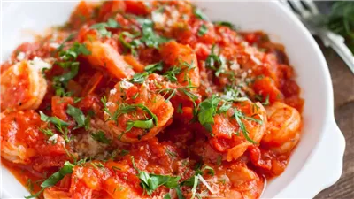 طريقة عمل الجمبري المطبوخ بالصلصة.. وطبق ملوخية بالفسفور يزين سفرتك