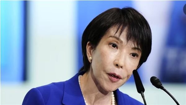  سناء تاكايتشي 