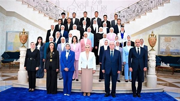 بحضور انتصار السيسي..