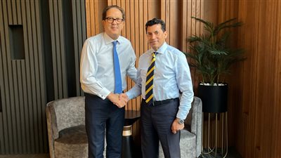 وزير الرياضة يلتقي رئيس الأنوكا لبحث استعدادات استضافة دورة الألعاب الإفريقية