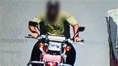 تعال أطلعك من الزحمة.. القبض على شاب لاتهامه بسرقة دراجة نارية من مالكها بالغربية