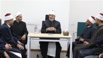 المفتي يوجه إدارة الفتوى برصد أسئلة المستفتين الغريبة وتحليلها ومعالجتها إفتائيًا 