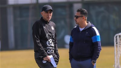 اتحاد الكرة يؤجل حسم مصير أسامة نبيه وجهازه لحين العودة من المغرب