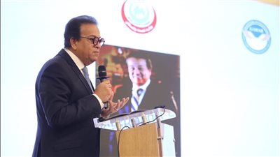 وزير الصحة يعلن إطلاق دليل عمل لسلامة المرضى في أقسام حديثي الولادة