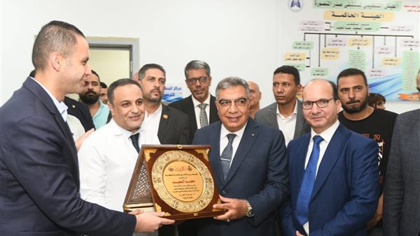 محافظ الدقهلية ونائب