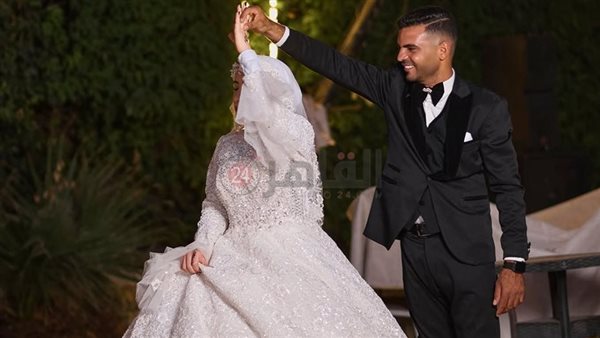 العروسة وزوجها