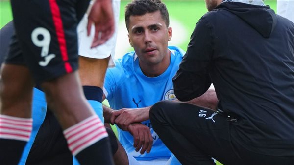 رودري لاعب وسط مانشستر