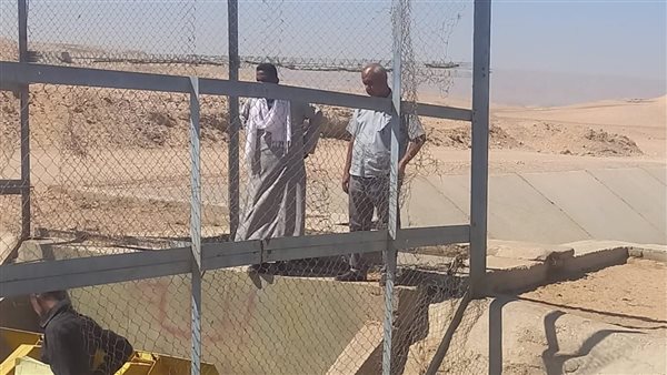 أعمال تطهير مساقي