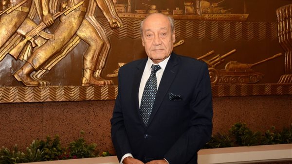 العقيد طيار سمير