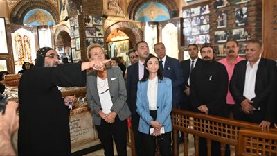 محافظ البحيرة وسفيرة الاتحاد الأوروبي تختتمان جولتهما بزيارة دير الأنبا بيشوي بوادي النطرون