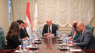 وزير التعليم يلتقي بوفد الوكالة الألمانية للتعاون الدولي GIZ لبحث التوسع في مدارس التكنولوجيا التطبيقية