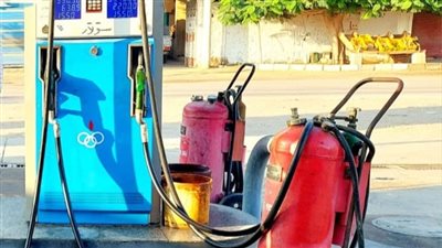 ضبط محطة وقود جمعت 26 ألف لتر بنزين لبيعها في السوق السوداء بالبحيرة