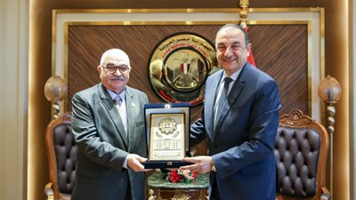 توقيع بروتوكول بين وزارة قطاع الأعمال وهيئة قضايا الدولة لتعزيز التعاون المشترك