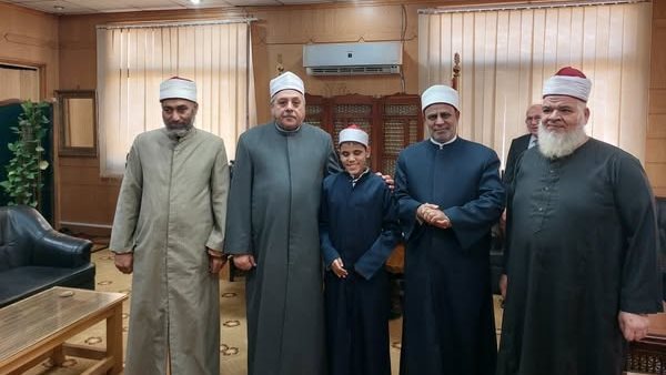 الشيخ أيمن عبد الغني