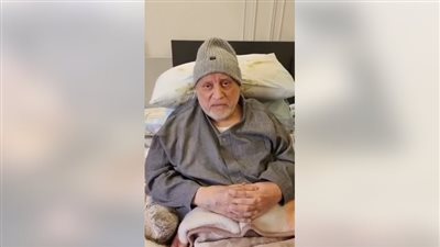 خادم حديثك ونَعلك يا رسول الله.. رسالة مؤثرة للدكتور أحمد عمر هاشم من فراش المرض| فيديو 