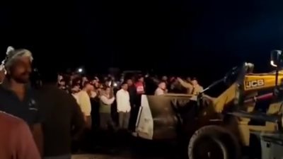 مصرع العشرات في حادث ابتلاع انهيار أرضي لـ حافلة شمالي الهند