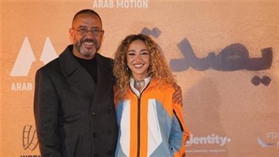 أشرف عبدالباقي: تجربة مسلسل ولد وبنت شايب مختلفة بالنسبة لي.. وزينة بنتي مخرجة بتعرف توجه الممثل 