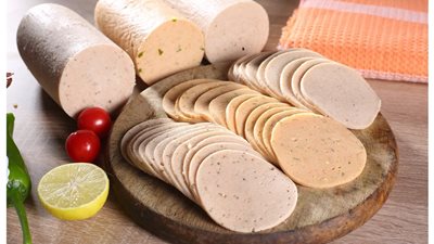 بنص كيلو بانيه.. طريقة عمل اللانشون مثل الجاهز بالتسوية على البخار