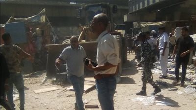 حملة مكبرة لرفع الإشغالات أمام محطة مترو المرج الجديدة لإعادة الانضباط وتسهيل حركة المواطنين