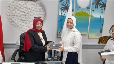 بدء تسليم أجهزة التابلت لطلاب الصف الأول الثانوي ببني سويف