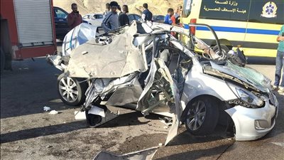 قصوا العربية.. الحماية المدنية تستخرج جثمان شخص بعد مصرعه في حادث تصادم بالتجمع الخامس