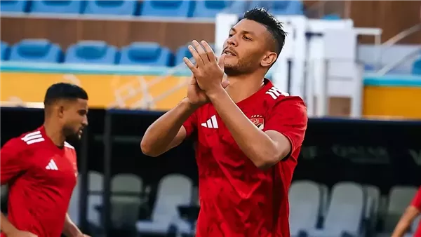 المدافع المغربي أشرف