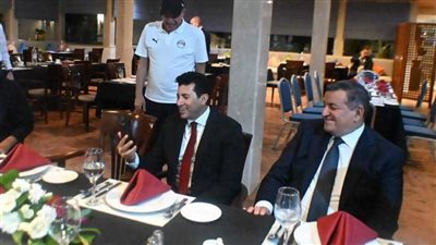 وزير الرياضة وأبو ريدة يزوران معسكر منتخب مصر المشارك في كأس العرب