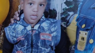 هشمت رأسه بحجر ودفنته بالمقابر.. حبس قاتلة الصغير طايع بقنا 4 أيام على ذمة التحقيقات