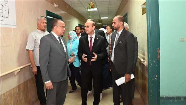 رئيس جامعة أسيوط