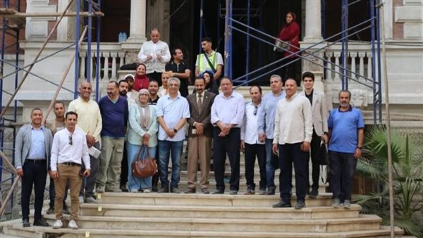 لجنة من الآثار في