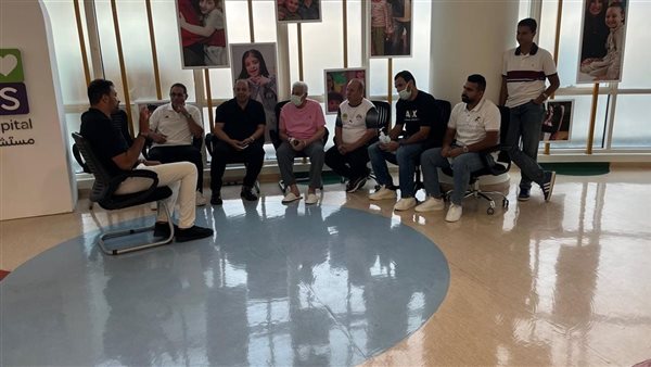 زيارة أيمن ممدوح