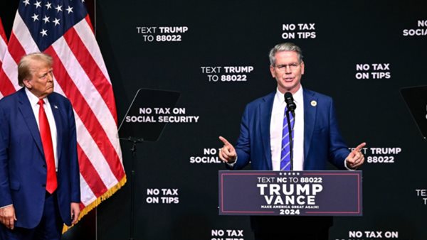 وزير الخزانة الأمريكي