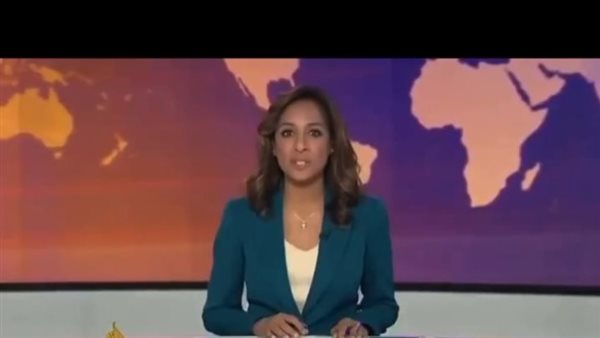 مذيعة الجزيرة في