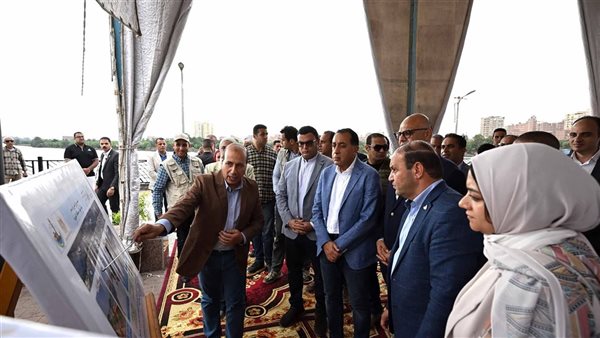 جانب من الزيارة 