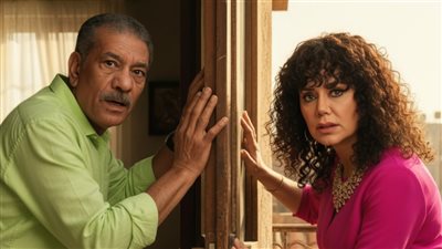 سيد رجب يتعرض لسرقة أمواله عبر رابط مجهول ضمن أحداث الحلقة الأولى من مسلسل لينك